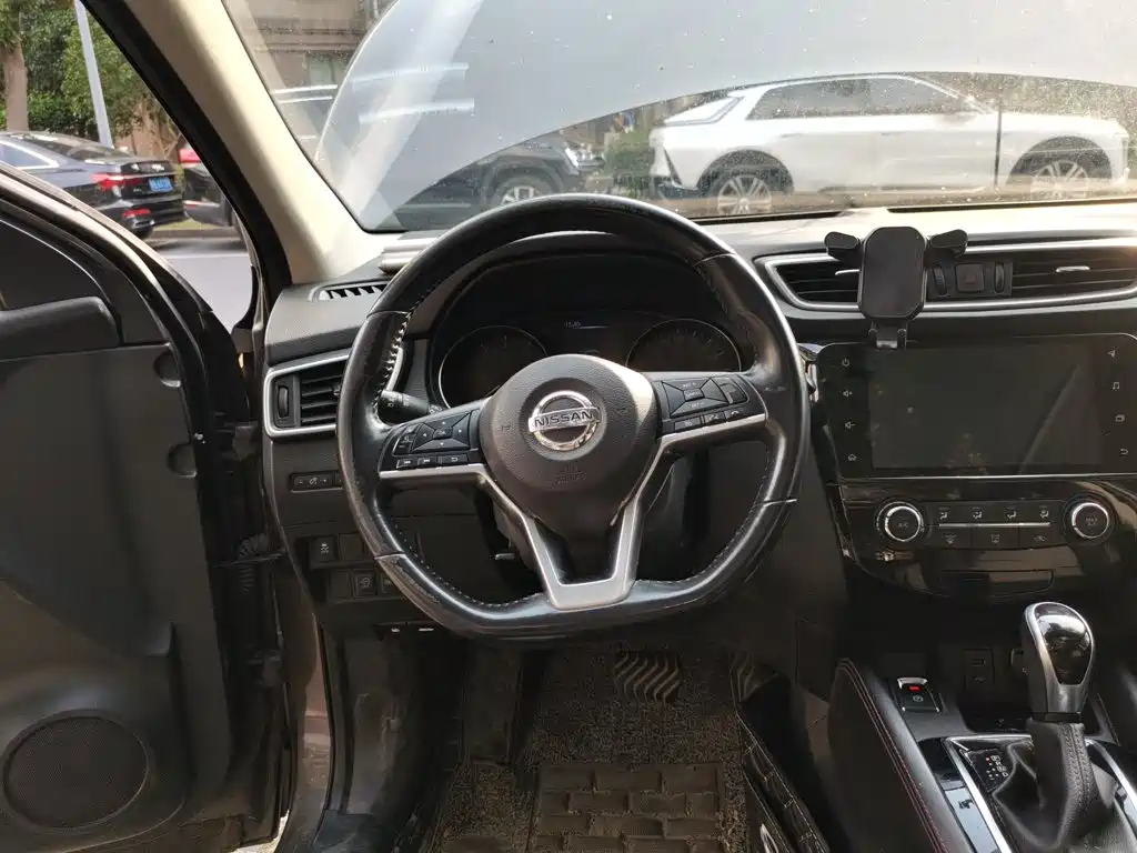 Nissan Qashqai — фото 3