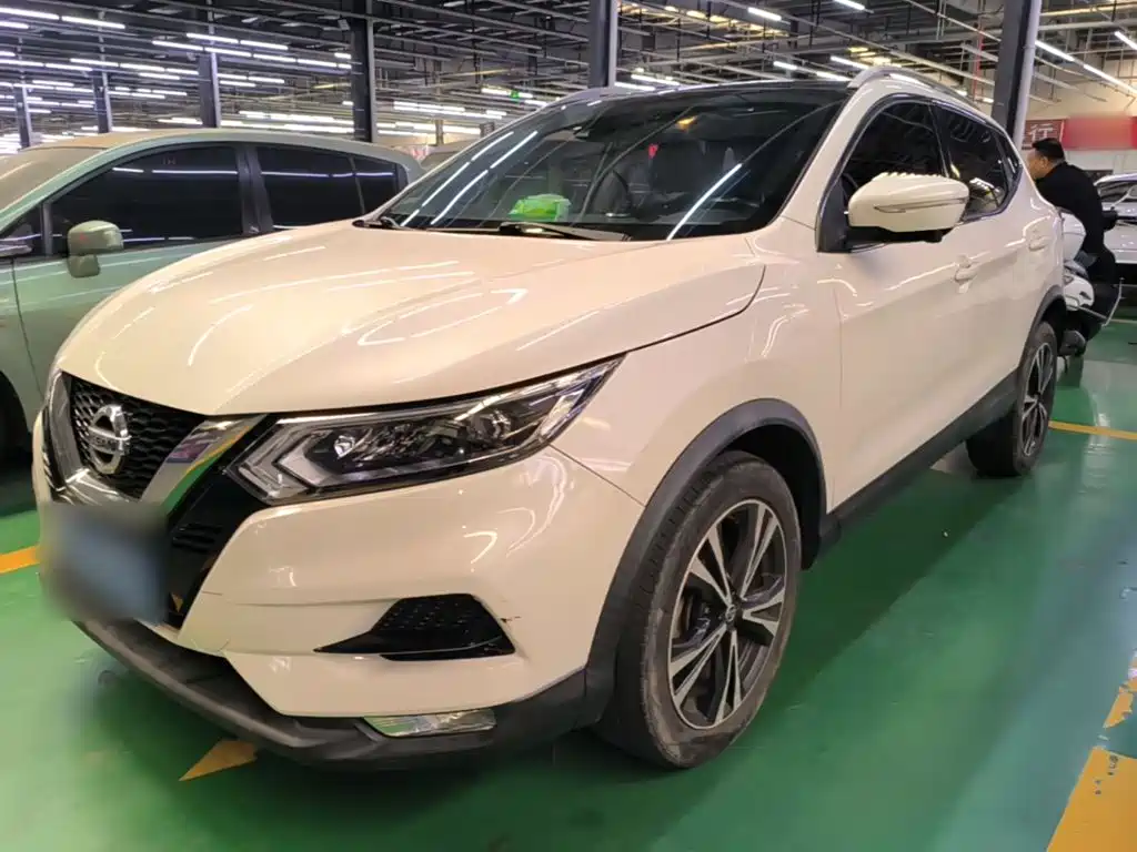 Nissan Qashqai — фото 2