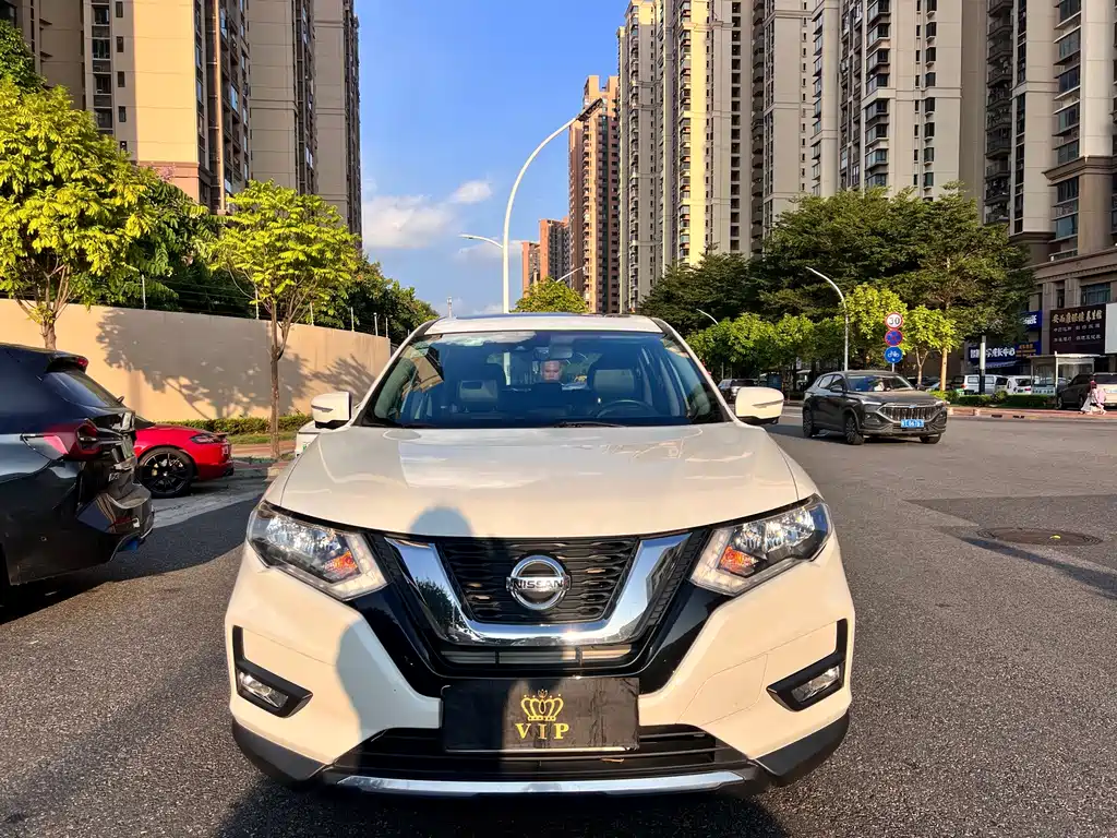 Nissan X-Trail — фото 2