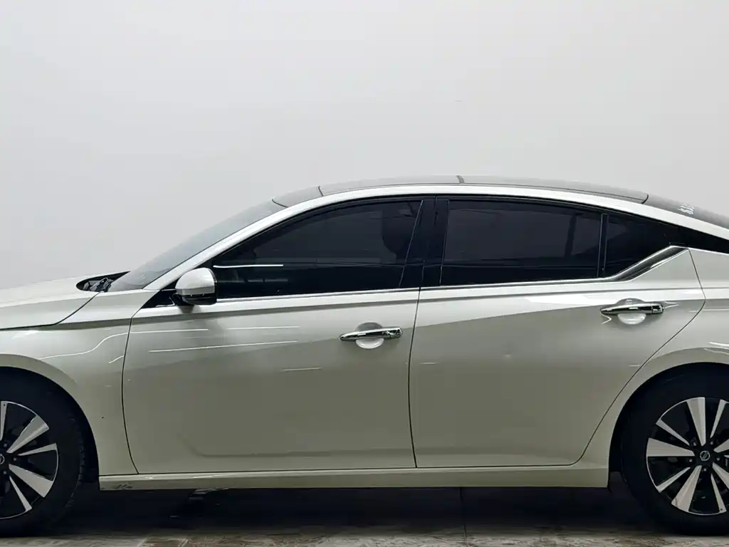 Nissan Teana — фото 7