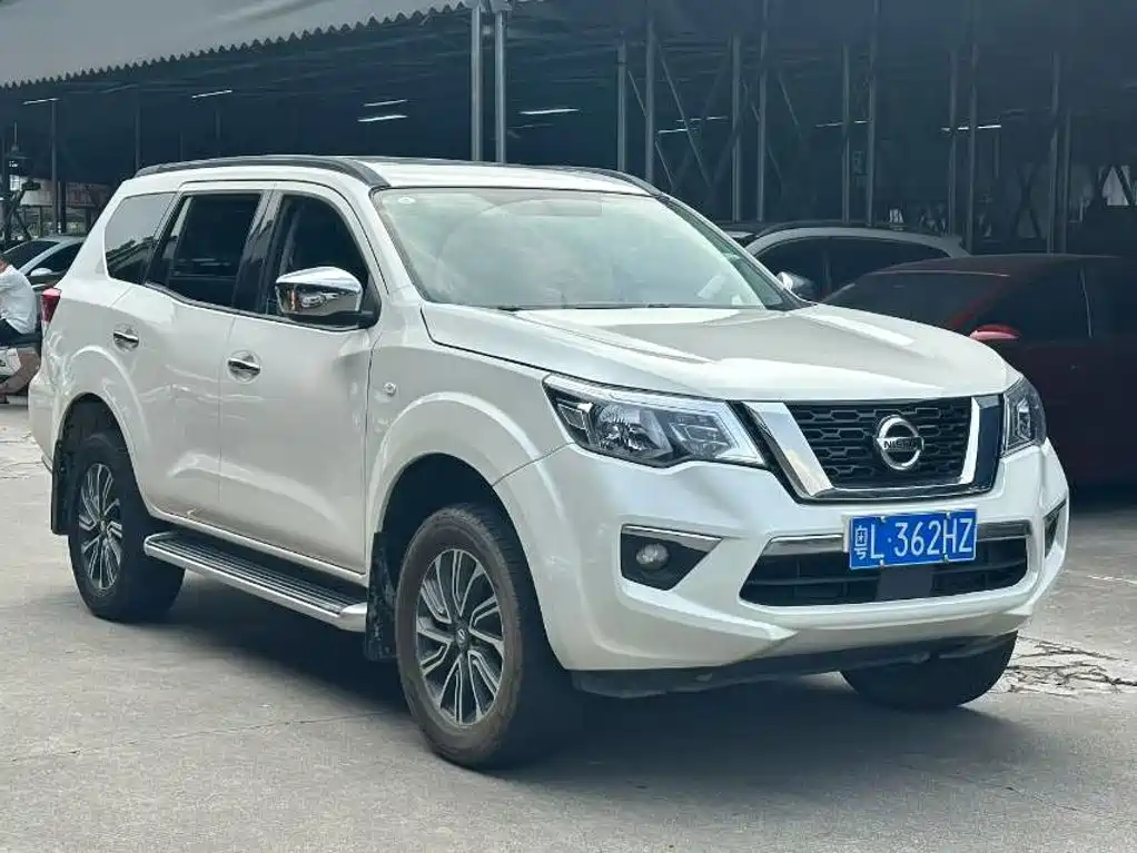 Nissan Terra — фото 3