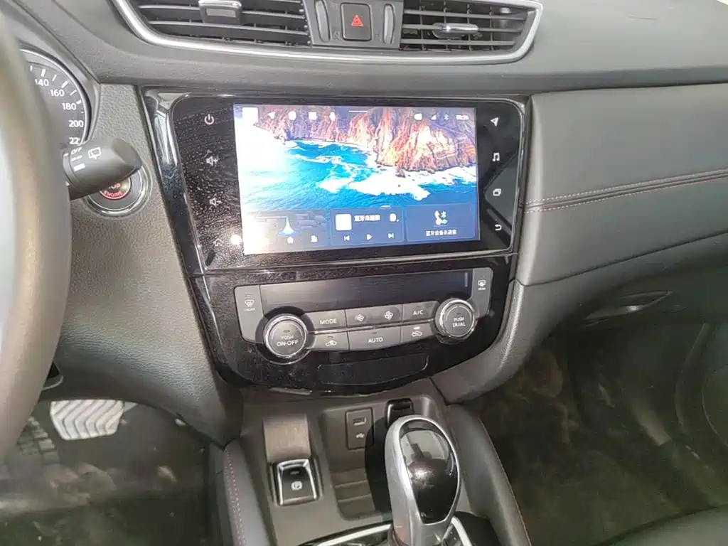 Nissan Qashqai — фото 13
