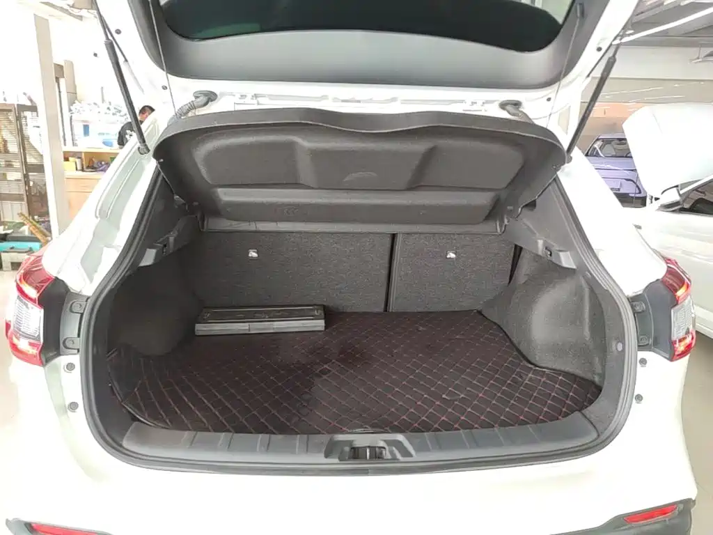 Nissan Qashqai — фото 19