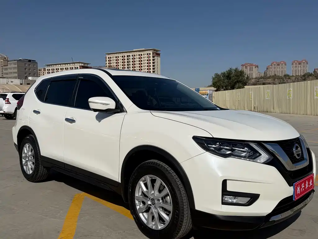 Nissan X-Trail — фото 3