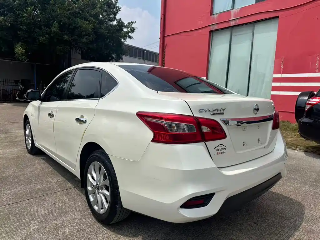 Nissan Sylphy — фото 4