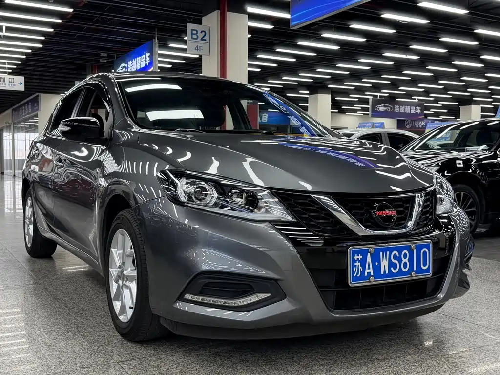 Nissan Tiida — фото 3