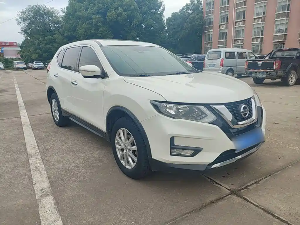 Nissan X-Trail — фото 4