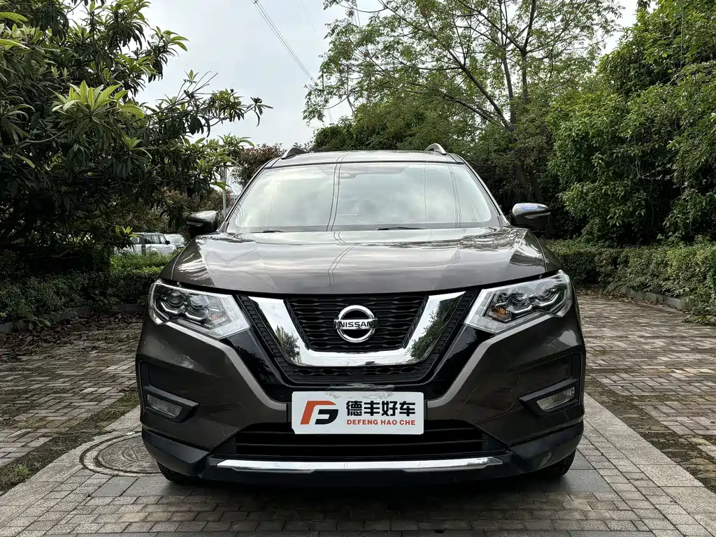 Nissan X-Trail — фото 2