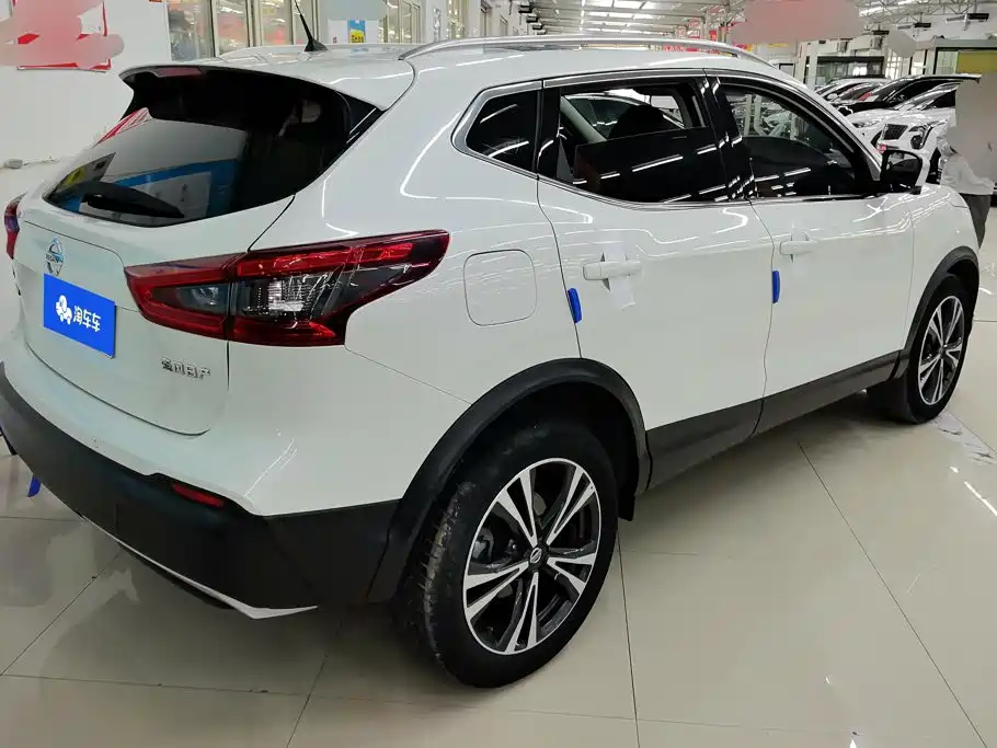 Nissan Qashqai — фото 3