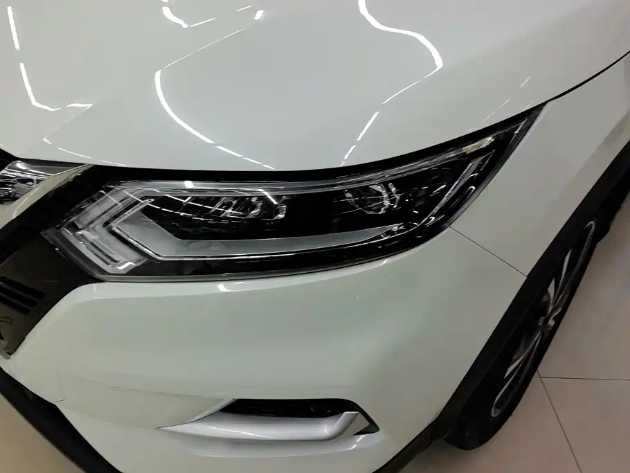 Nissan Qashqai — фото 5