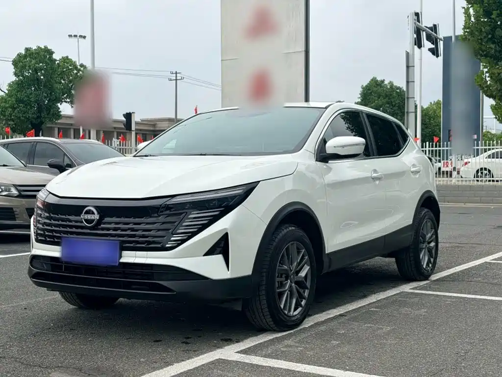 Nissan Qashqai — фото 2