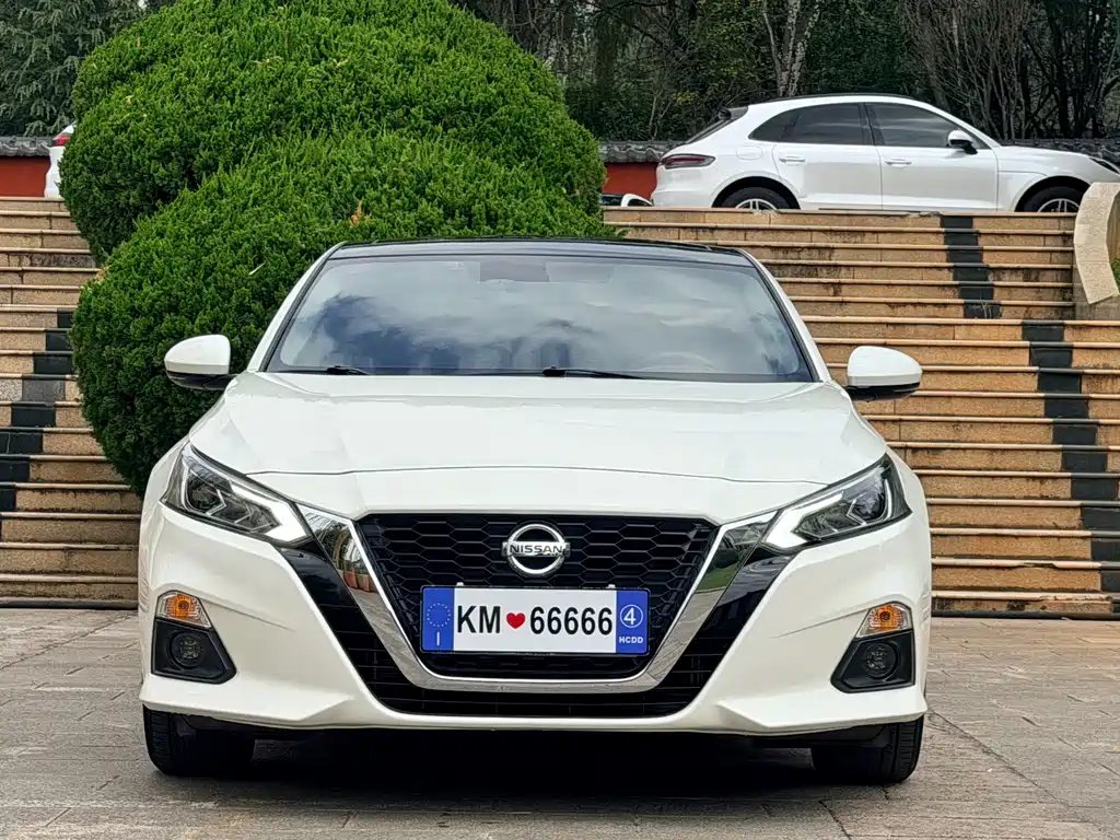 Nissan Teana — фото 2