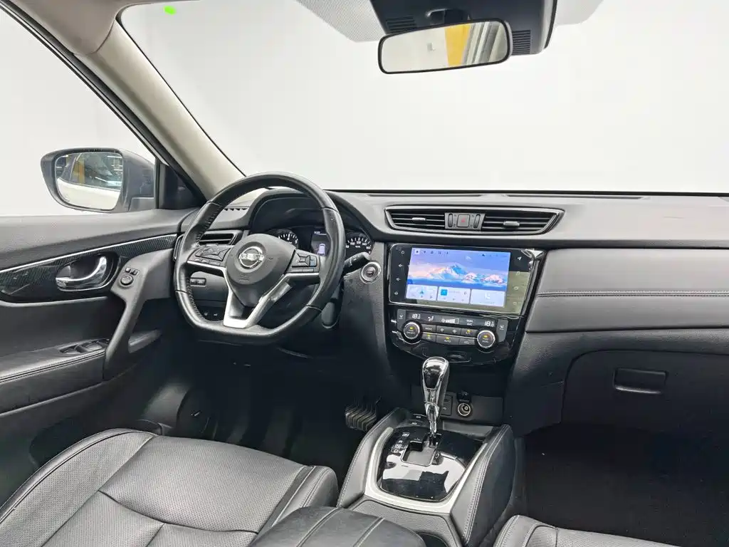 Nissan X-Trail — фото 22