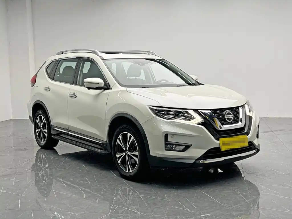 Nissan X-Trail — фото 8
