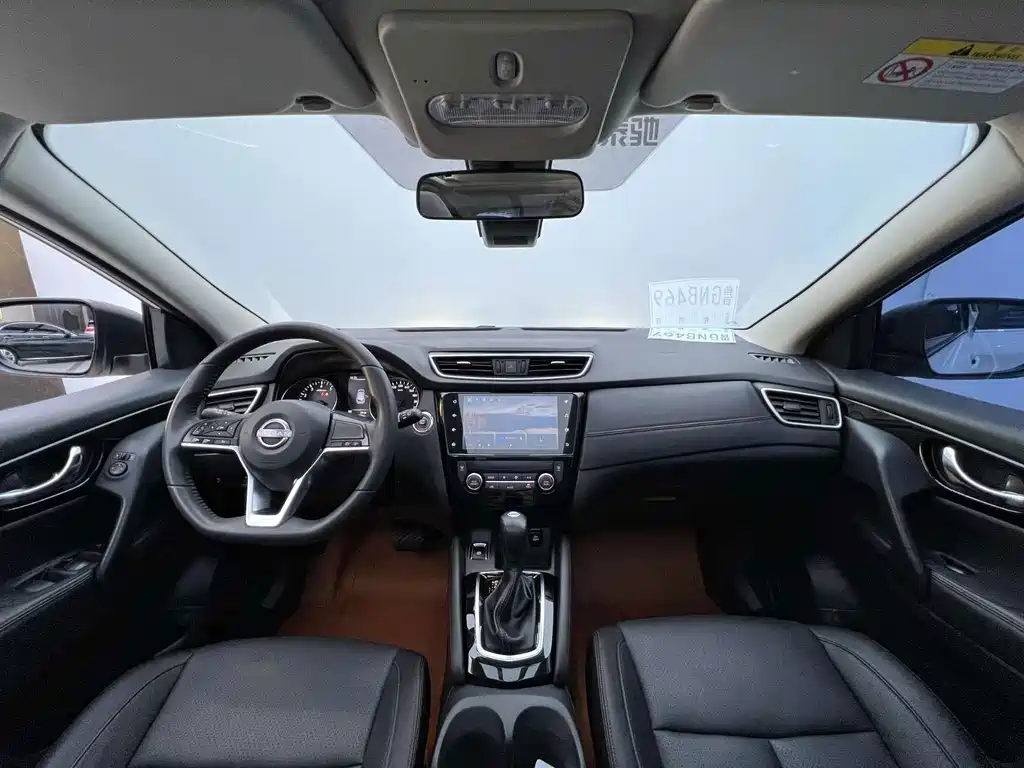 Nissan Qashqai — фото 5