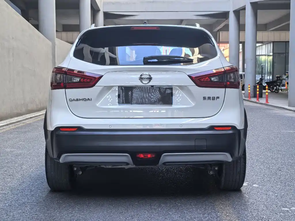 Nissan Qashqai — фото 5