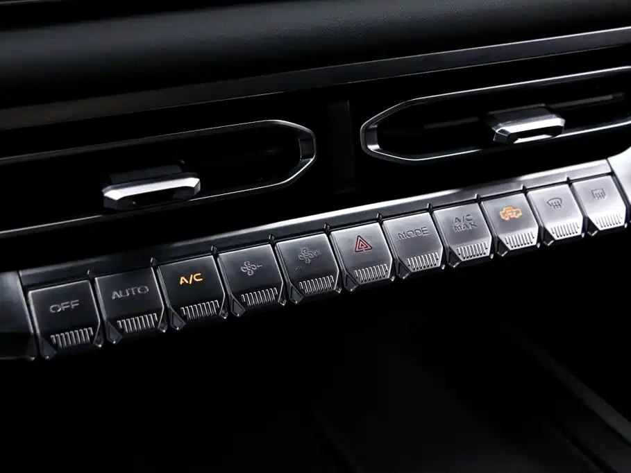 Nissan Frontier Pro — фото 9