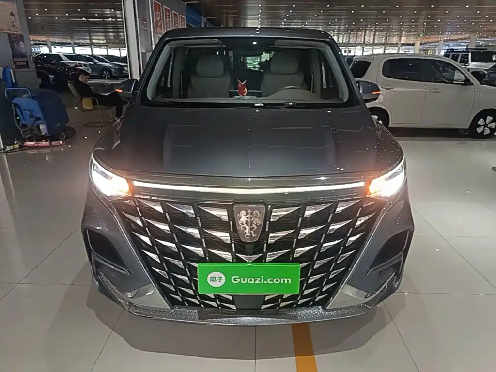 Roewe iMAX8 — фото 3