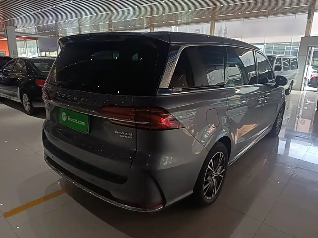 Roewe iMAX8 — фото 7