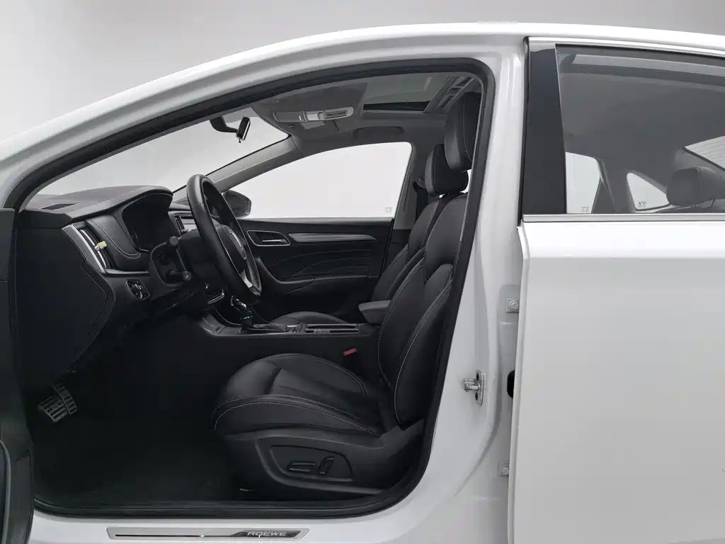 Roewe i6 Classic — фото 10