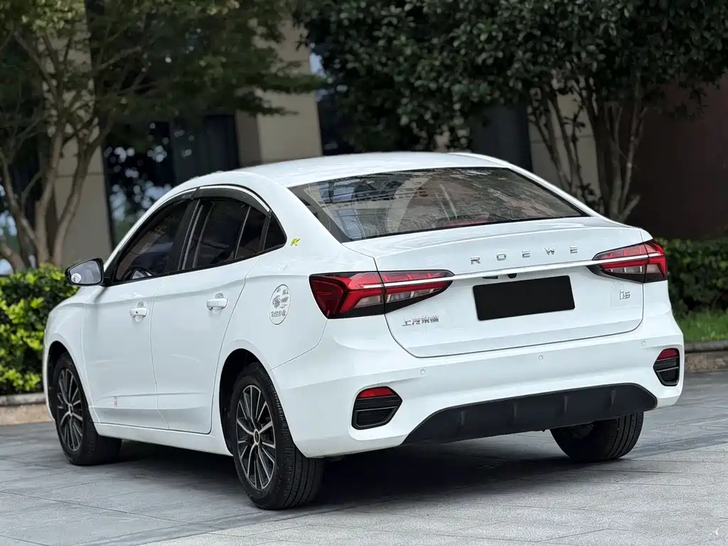 Roewe i5 — фото 10