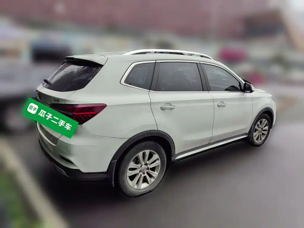 Roewe RX5 — фото 4