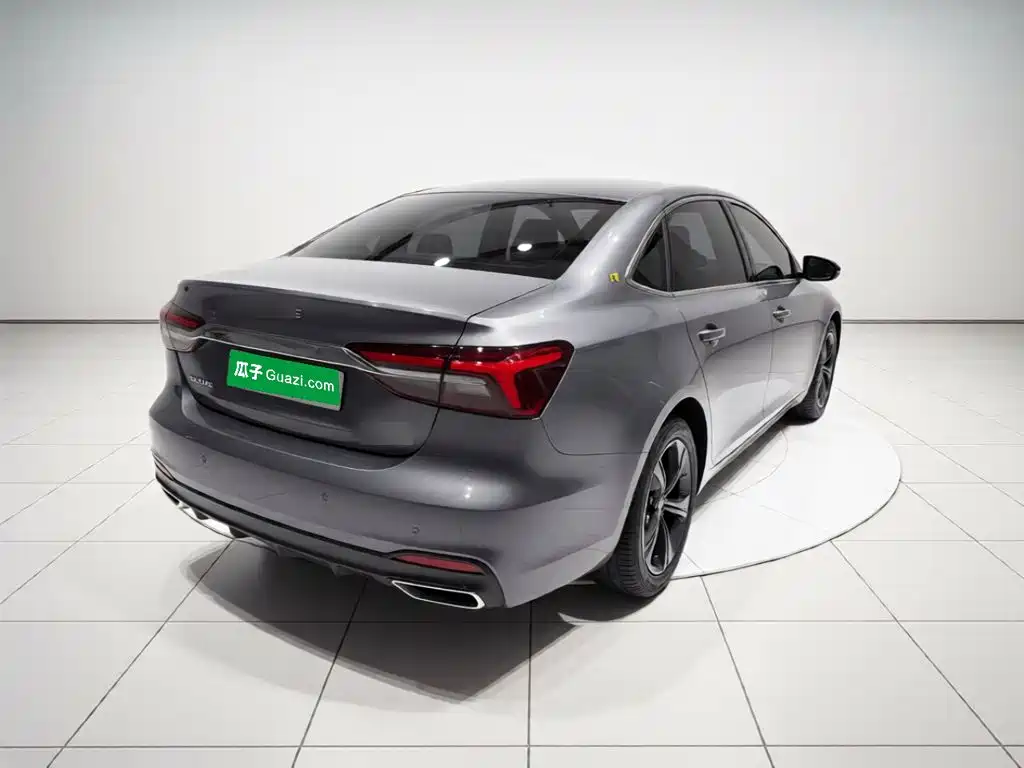 Roewe i6 MAX New Energy — фото 6