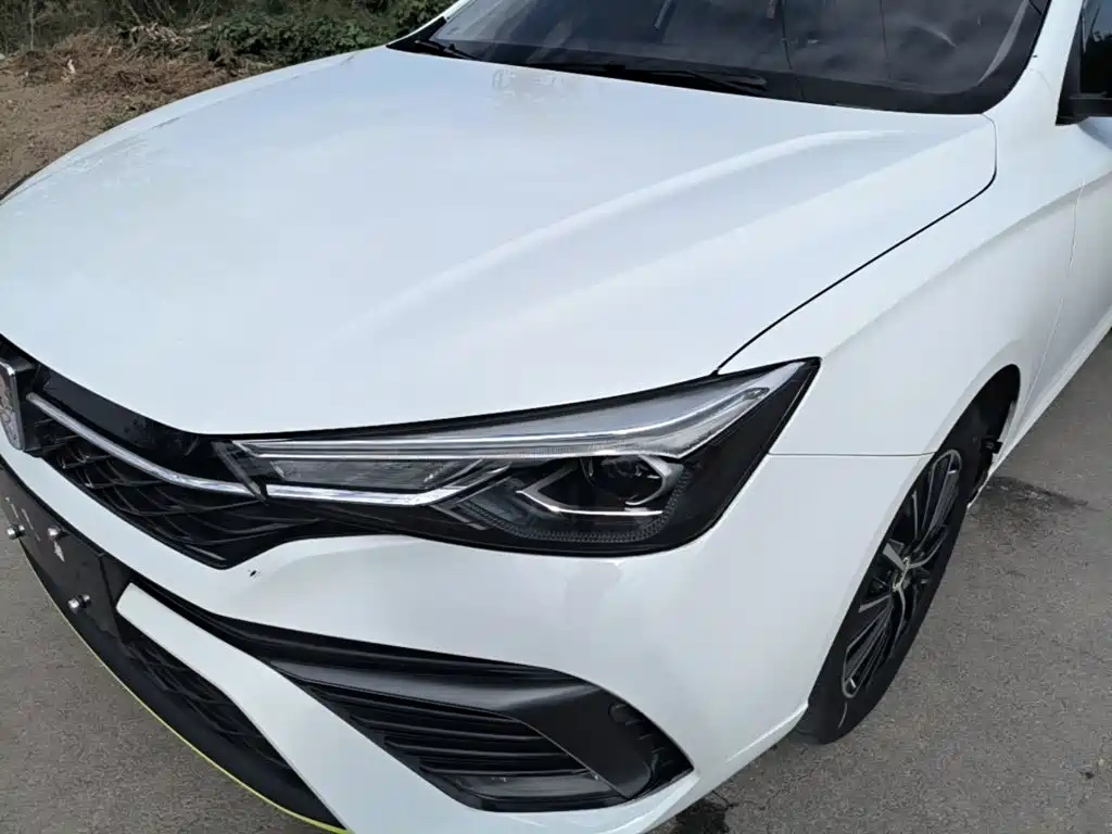 Roewe i5 — фото 24