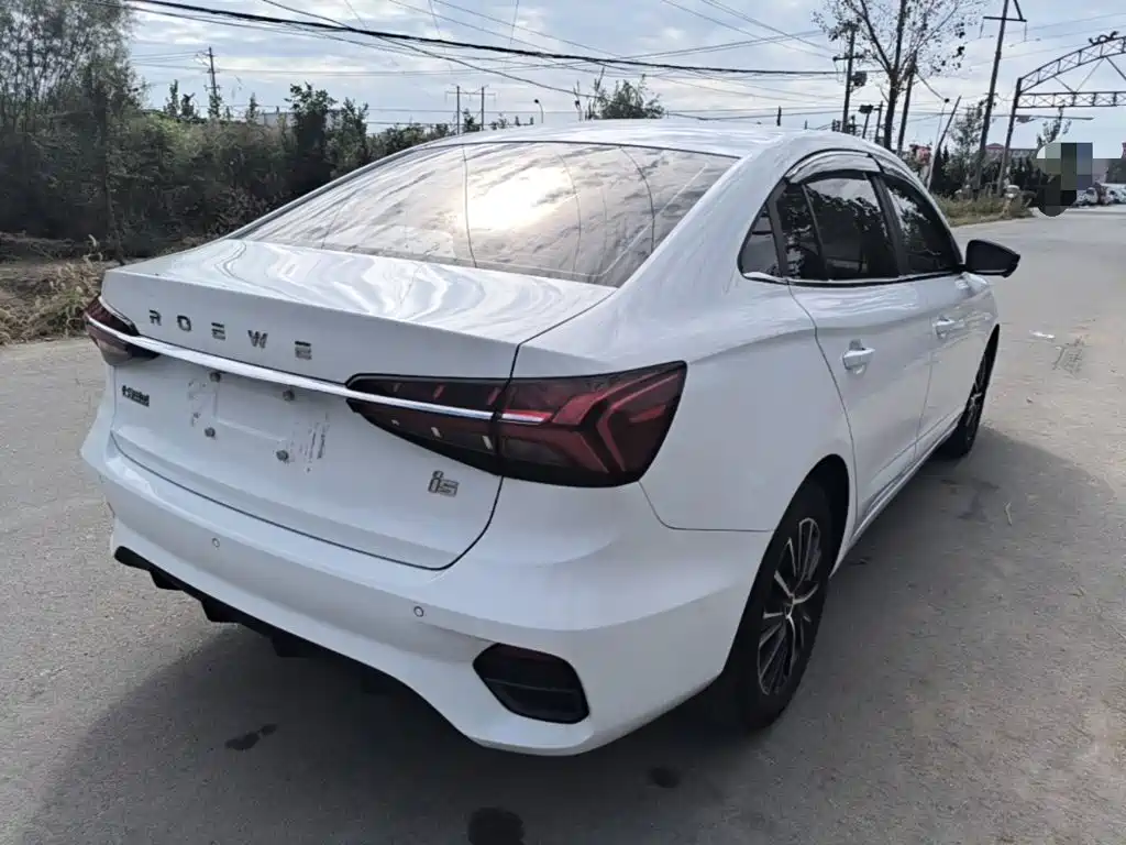 Roewe i5 — фото 7