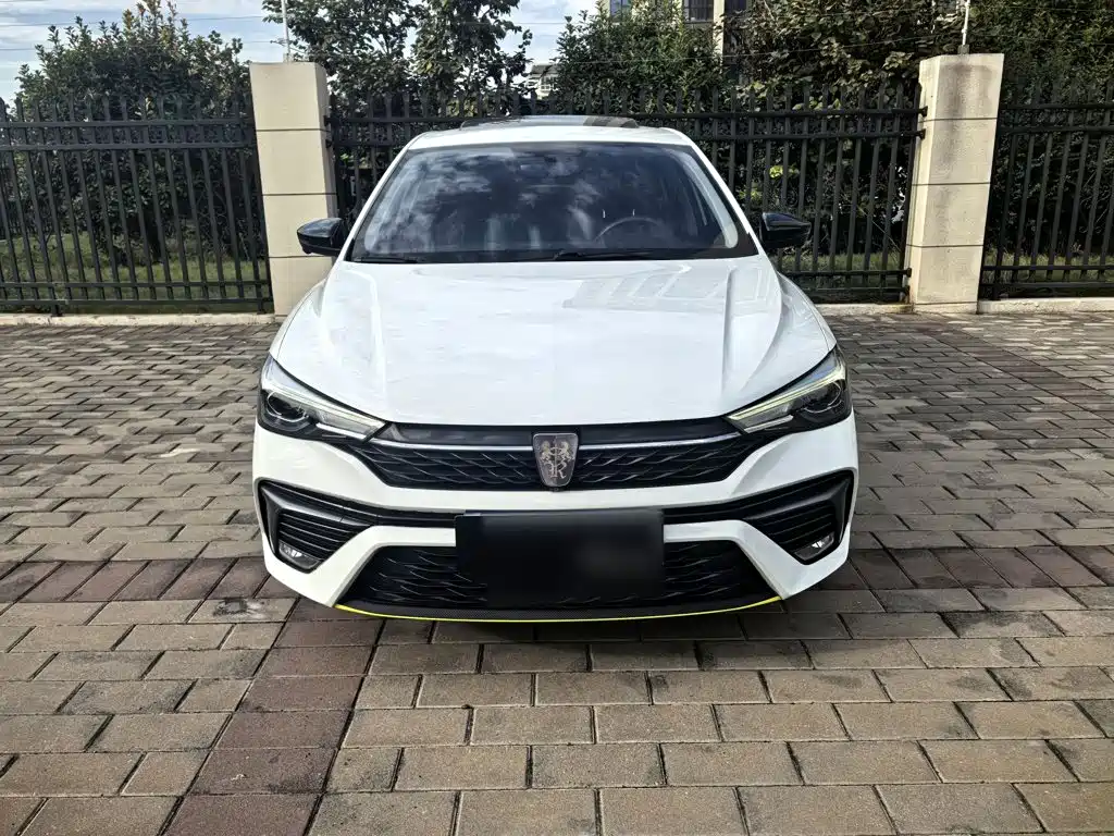 Roewe i5 — фото 5