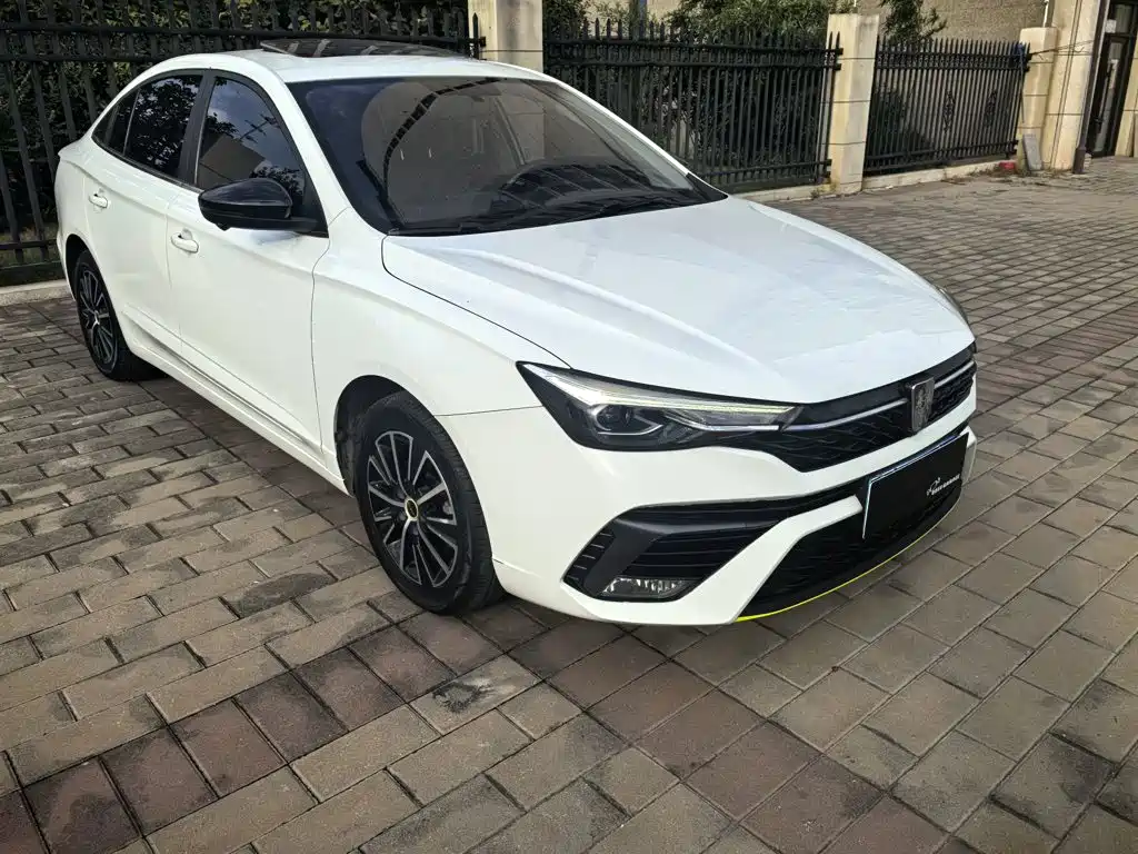 Roewe i5 — фото 6