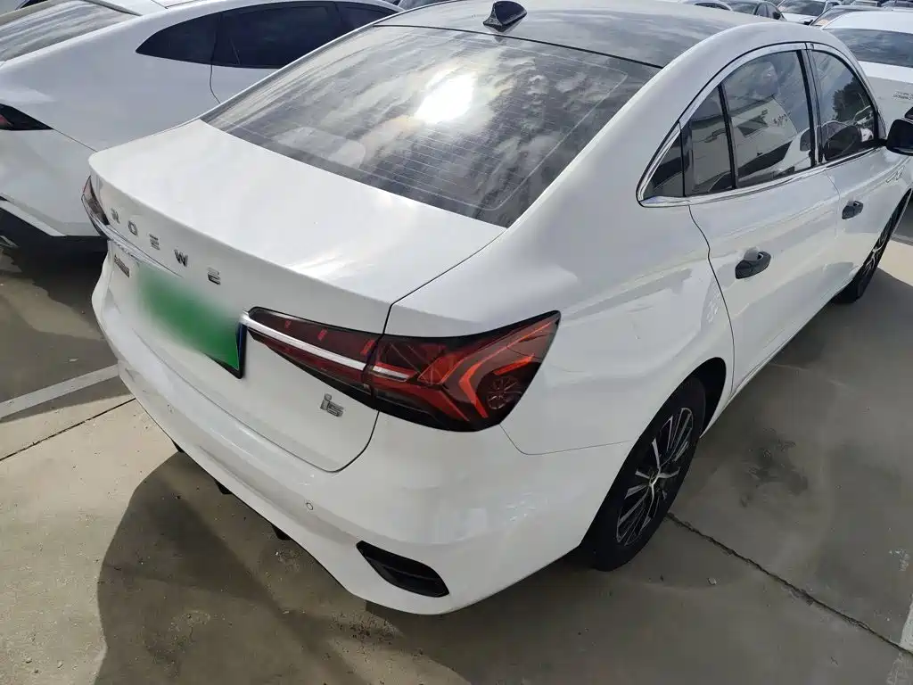 Roewe i5 — фото 7