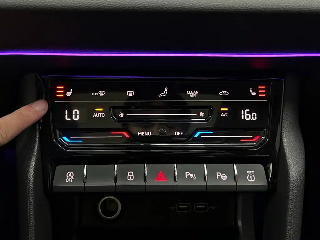 Skoda Karoq — фото 23