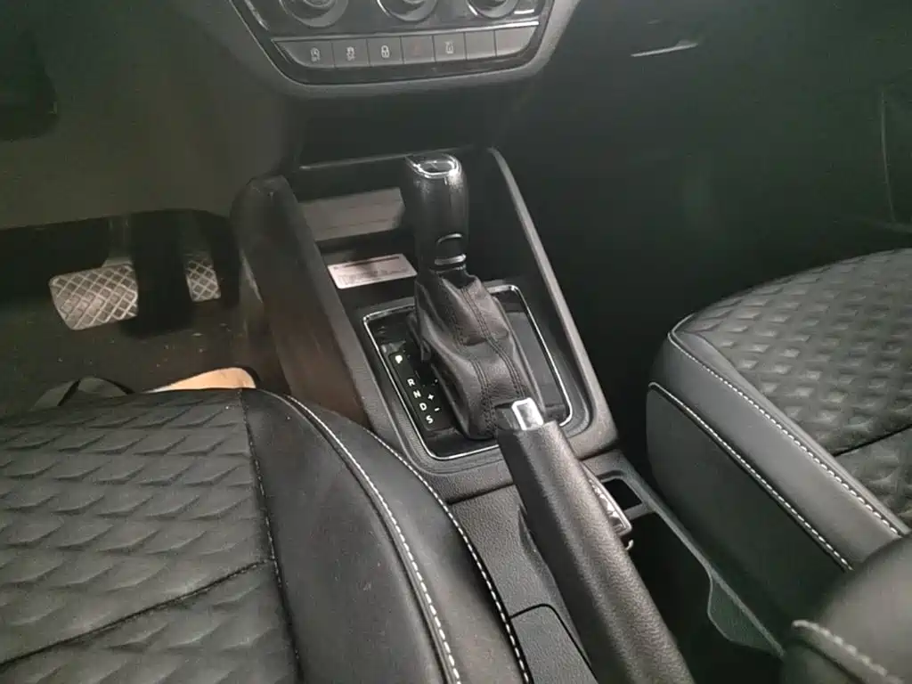 Skoda Kamiq — фото 14