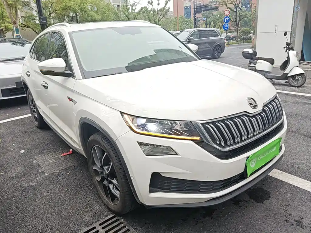 Skoda Kodiaq GT — фото 4