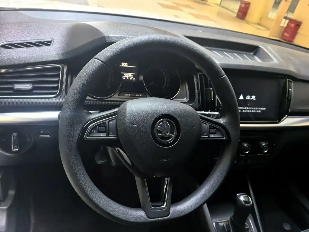 Skoda Kamiq — фото 6