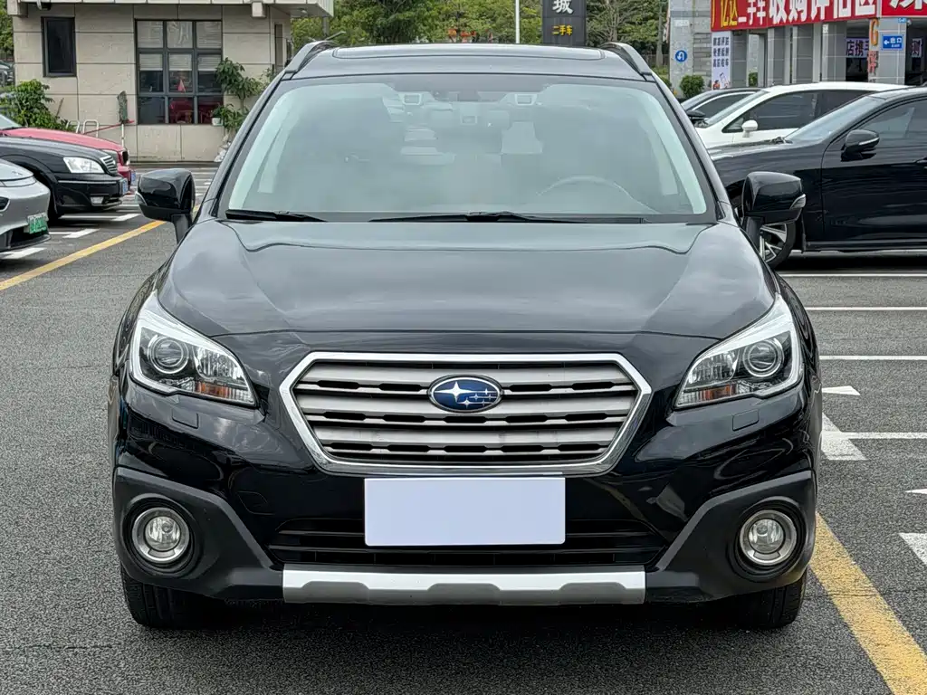 Subaru Outback — фото 2