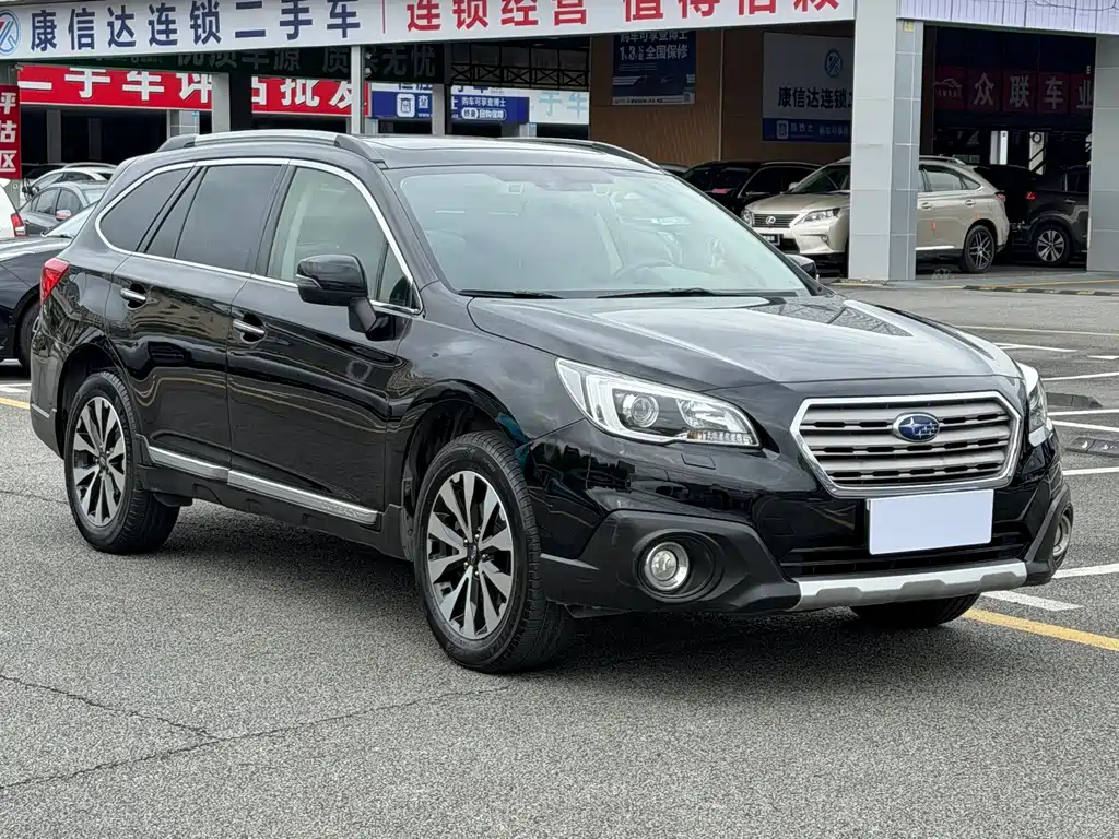 Subaru Outback — фото 3