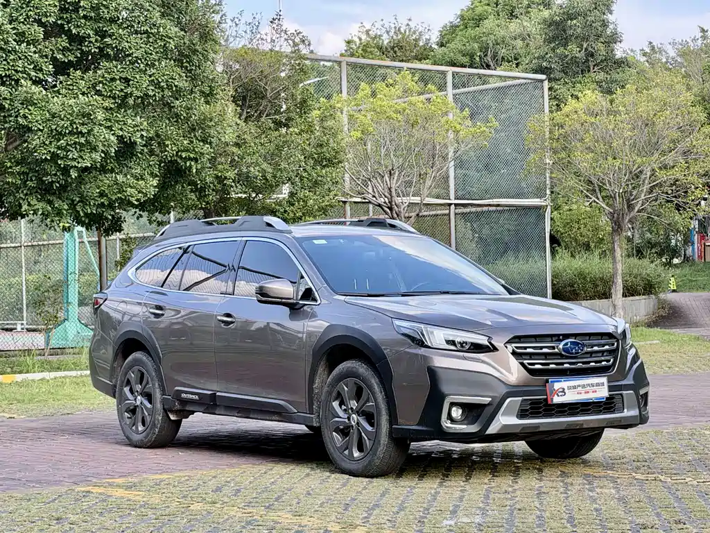 Subaru Outback — фото 2