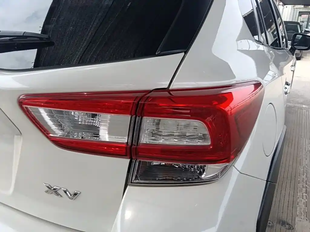 Subaru XV — фото 8