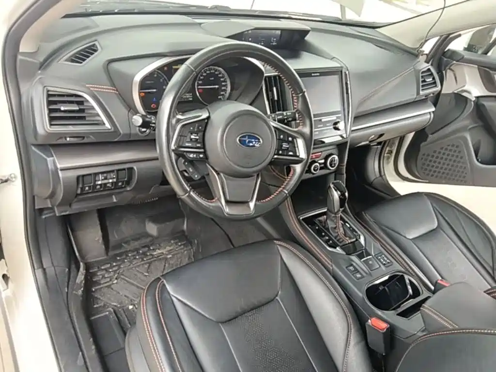 Subaru XV — фото 10