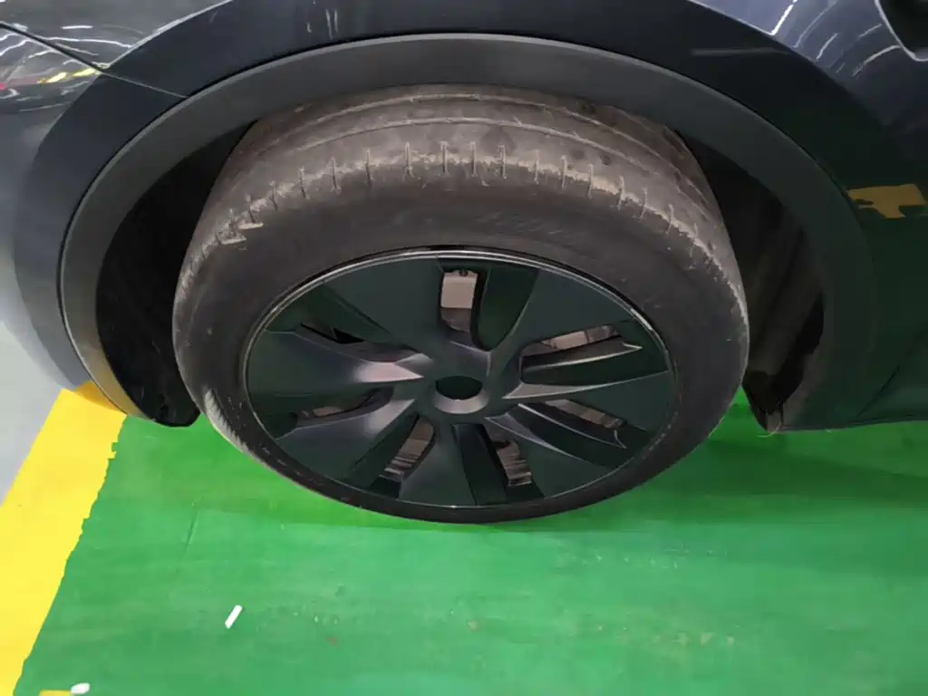 Tesla Model Y — фото 23