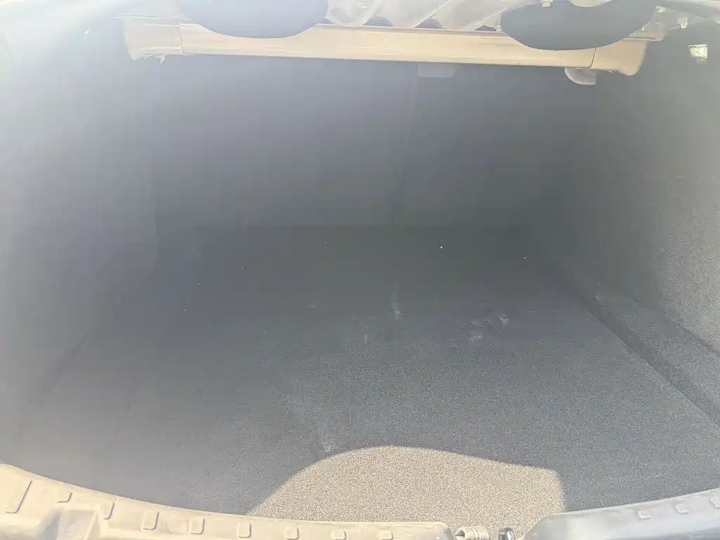 Tesla Model 3 — фото 19
