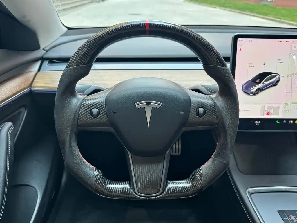 Tesla Model 3 — фото 7
