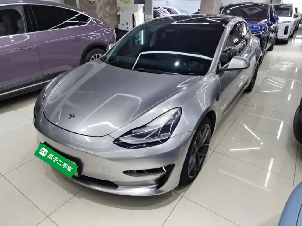 Tesla Model 3 — фото 2