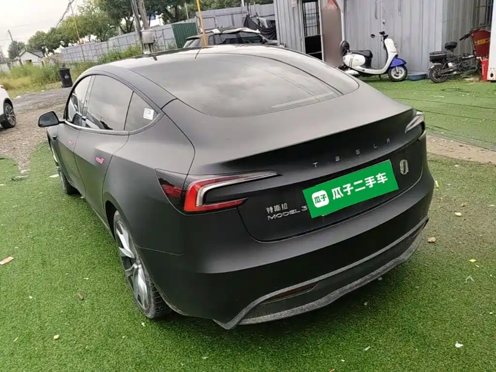 Tesla Model 3 — фото 5