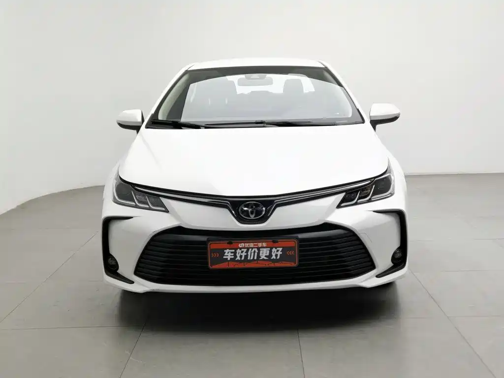 Toyota Corolla — фото 3