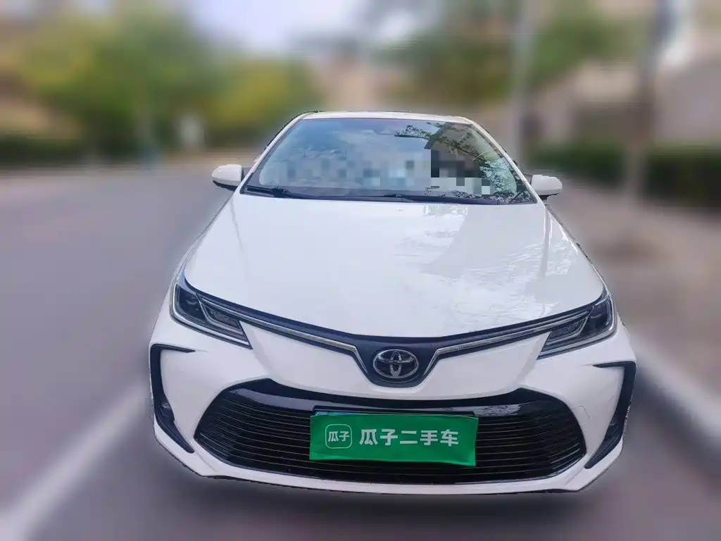 Toyota Corolla — фото 2