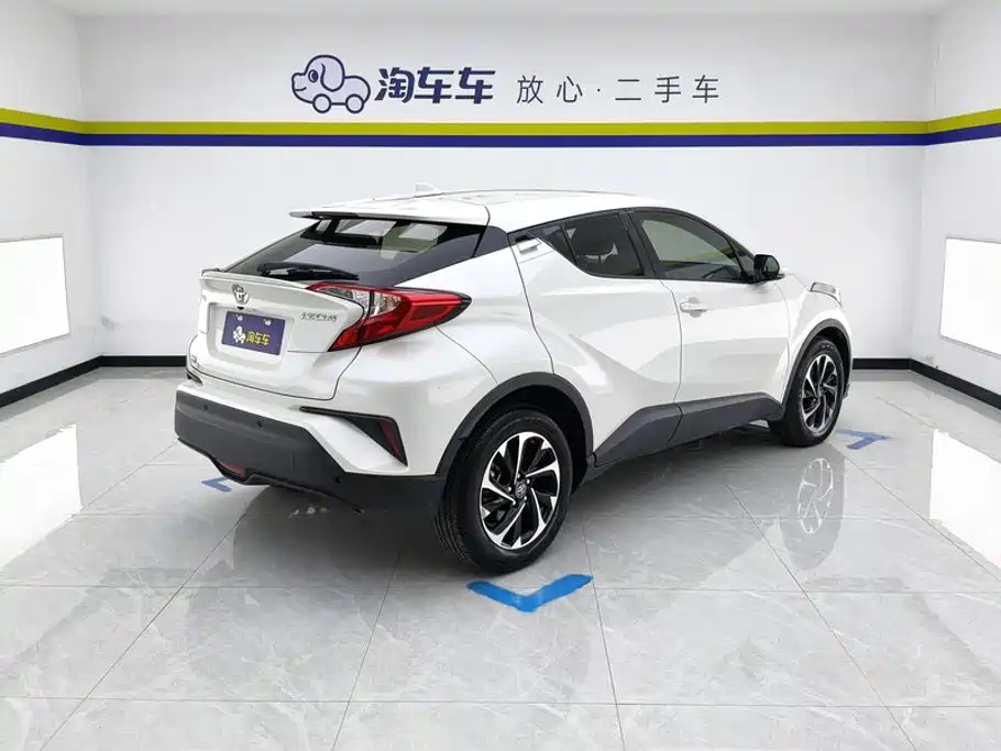 Toyota IZOA — фото 3