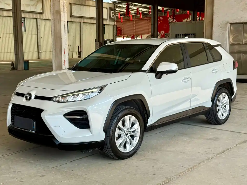 Toyota Wildlander — фото 3